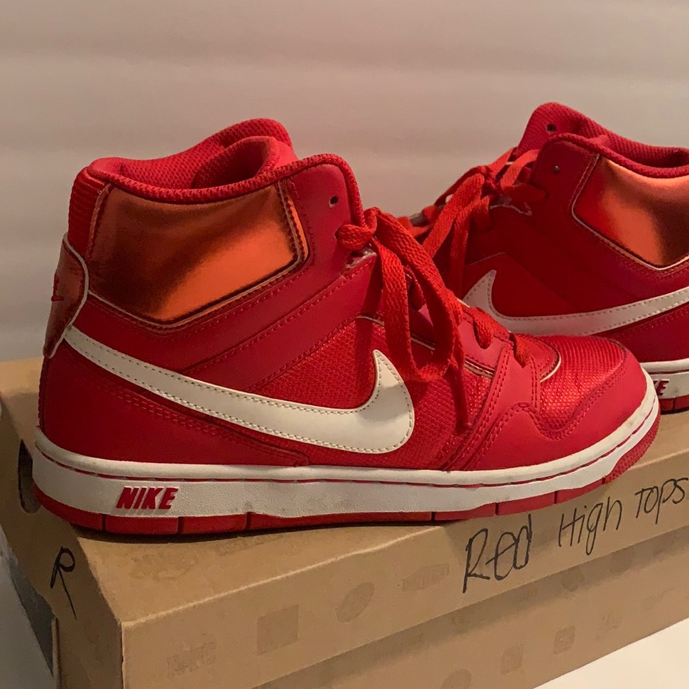 Nike Res High Top Sneakers